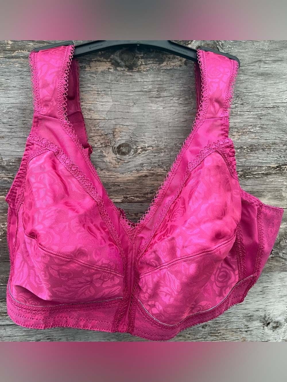 Bra Ultimate Shoulder Comfort Side & Back Smoothing Playtex 42C New